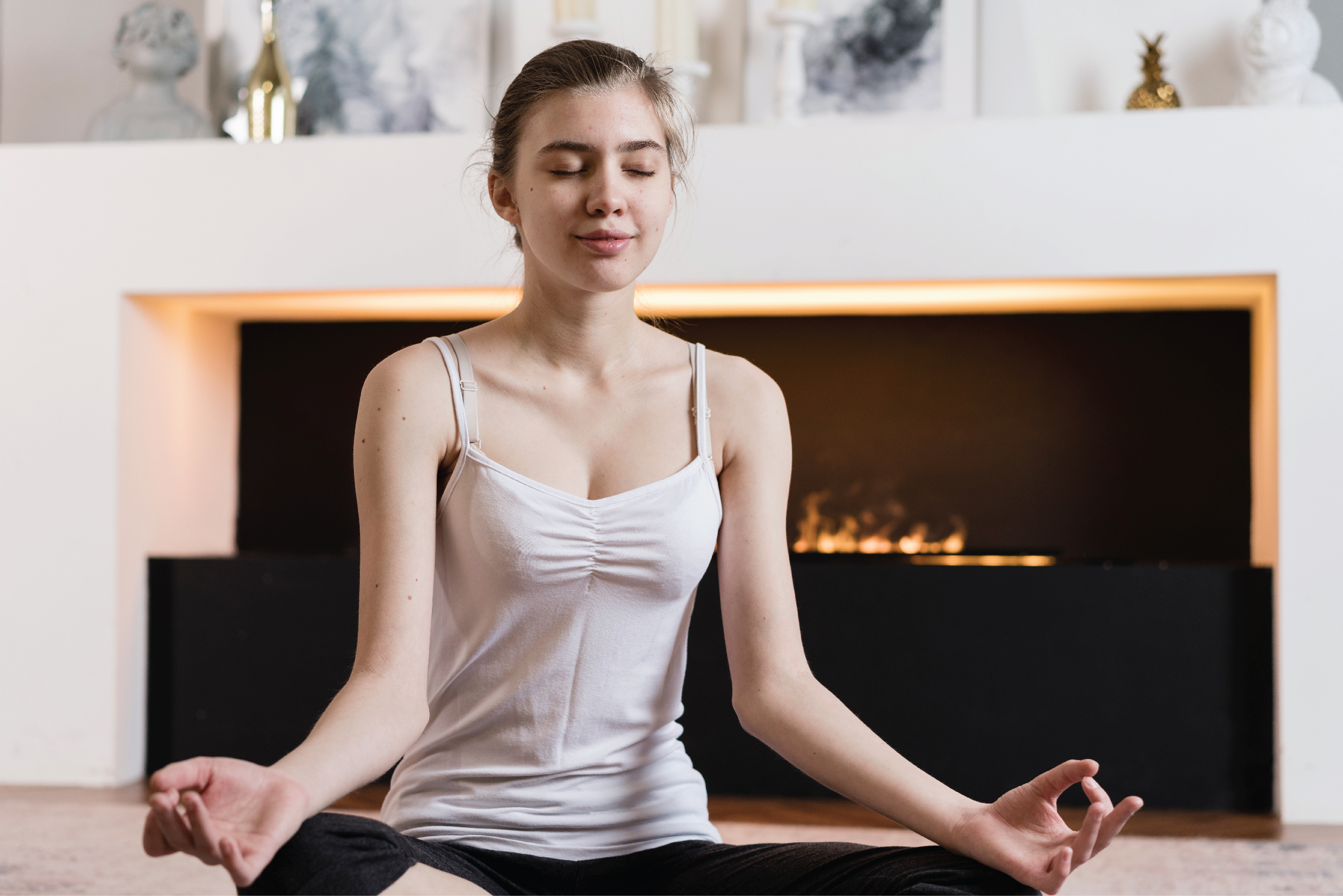 Mindfulness and Meditation: 1 Intelligent Way to Live a Focused Life in a Distracted World